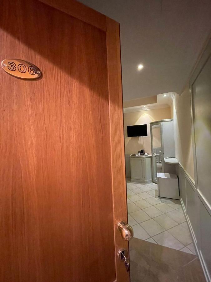 Bed and Breakfast Casa Di Stefano Рим Екстер'єр фото